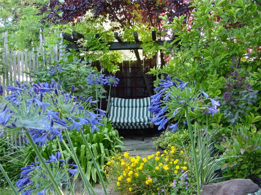 Secret Garden Swing Chair