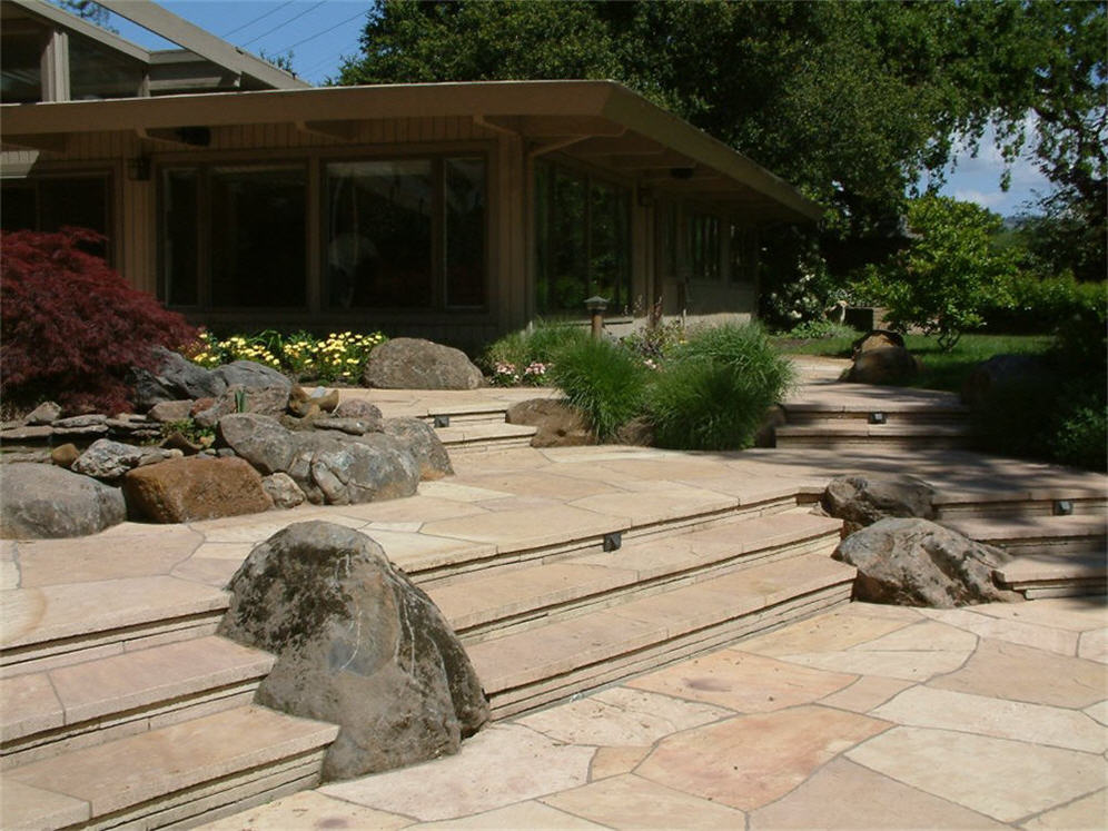 Sonoma Style Patio