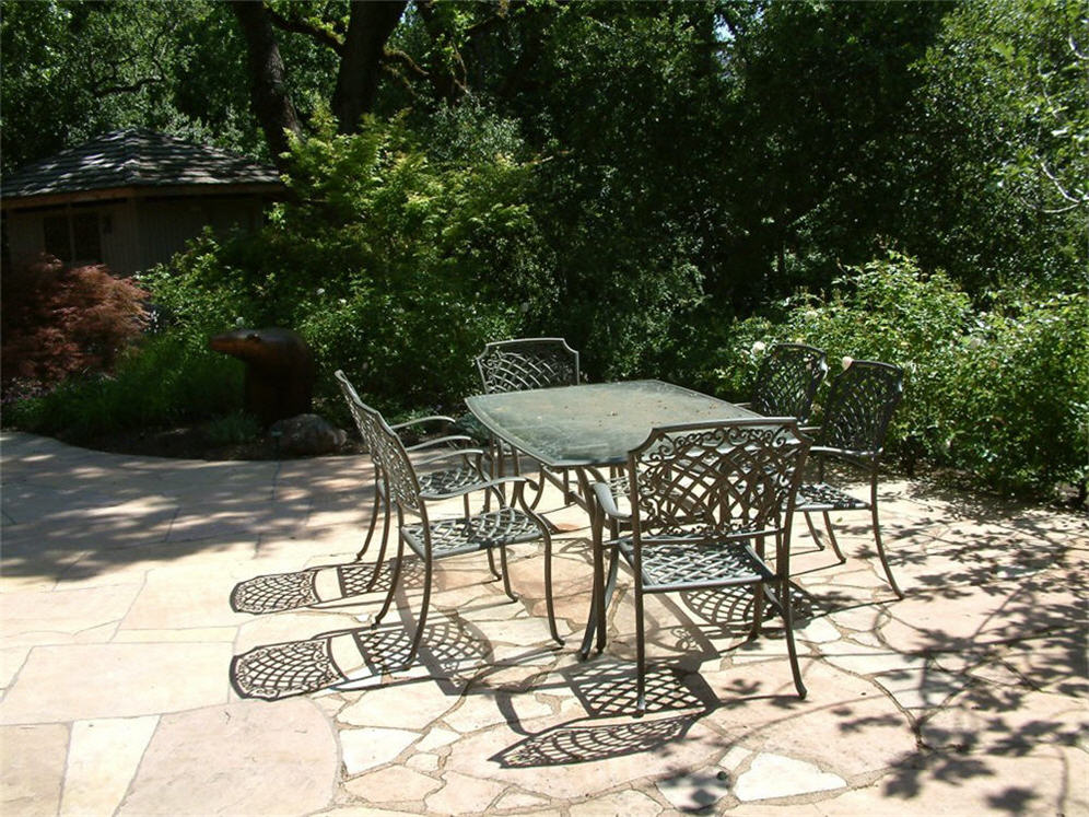 Patio and Metal Furniture