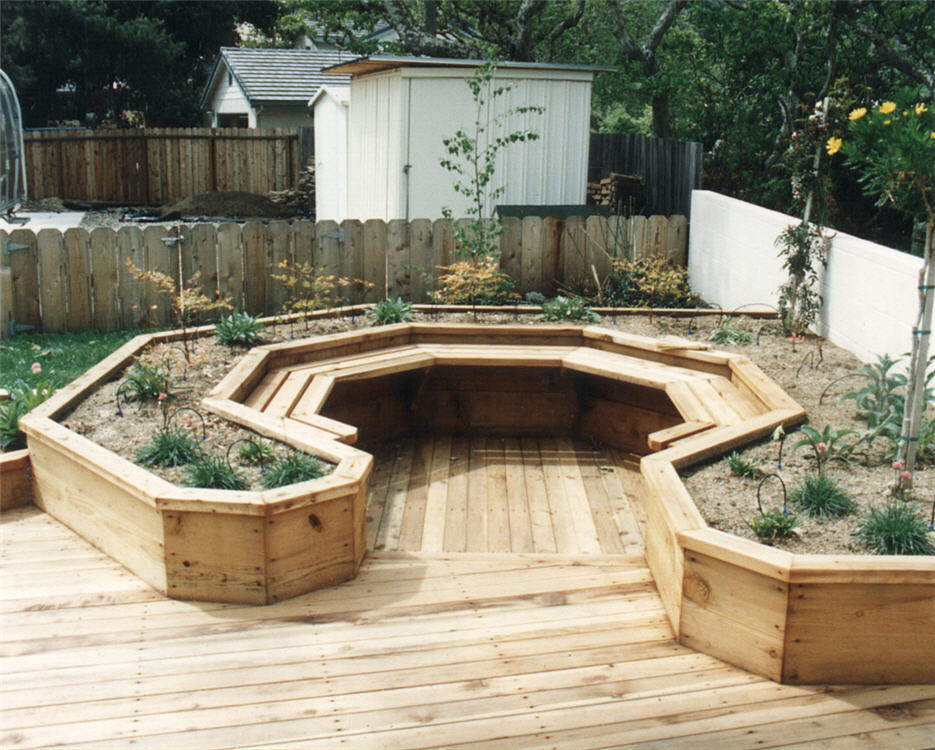 Planter Bench Pod