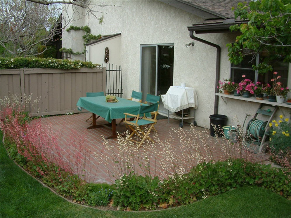 Clean and Simple Patio