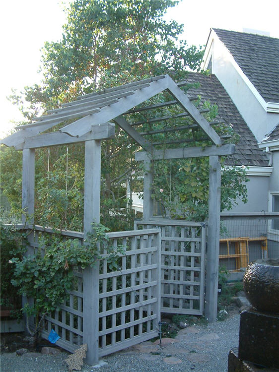 Side Yard Entry Gate