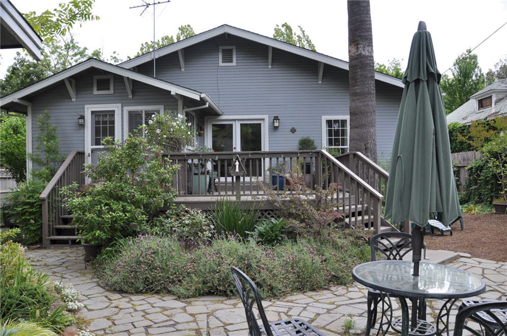 Terra Design Stairs  and Deck View